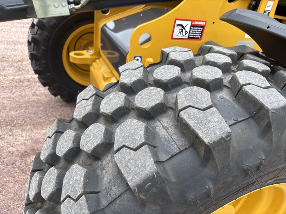 2024 John Deere 326 P Compact Utility Loader