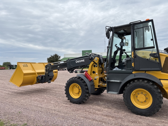2024 John Deere 326 P Compact Utility Loader