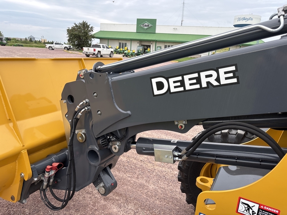 2024 John Deere 326 P Compact Utility Loader