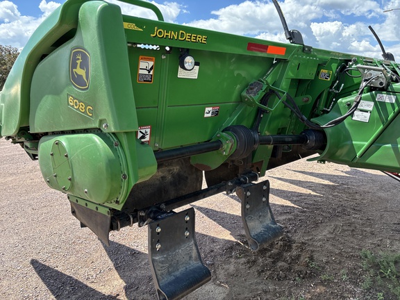 2011 John Deere 608C StalkMaster Header Corn Head