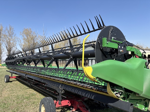 2023 John Deere RD45F Header Combine