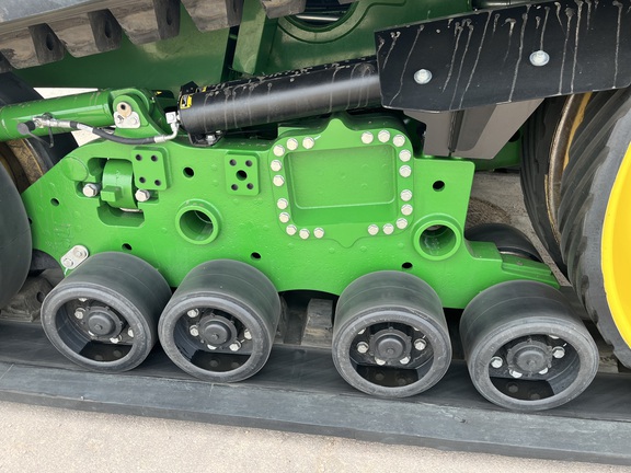 2025 John Deere 9RT 590 Tractor Rubber Track