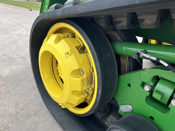 2025 John Deere 9RT 590 Tractor Rubber Track