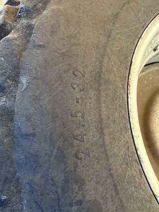 J&M 750-14 Grain Cart