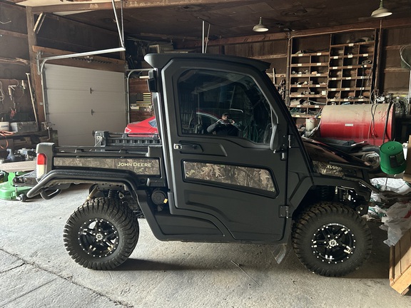 2023 John Deere XUV 835M ATV
