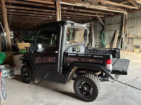 2023 John Deere XUV 835M ATV