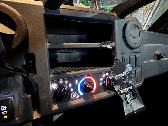 2023 John Deere XUV 835M ATV