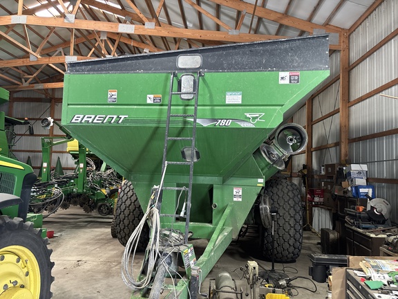 2006 Brent 780 Grain Cart