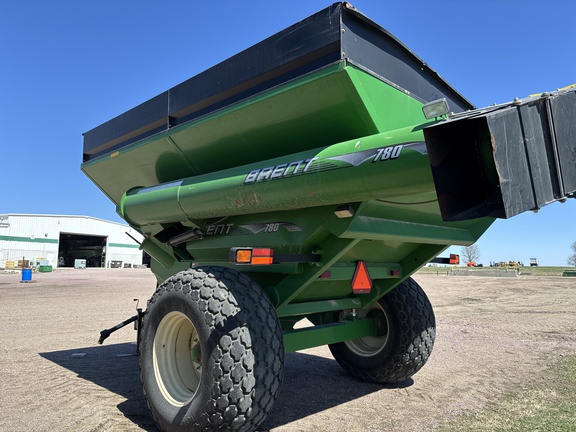 2006 Brent 780 Grain Cart