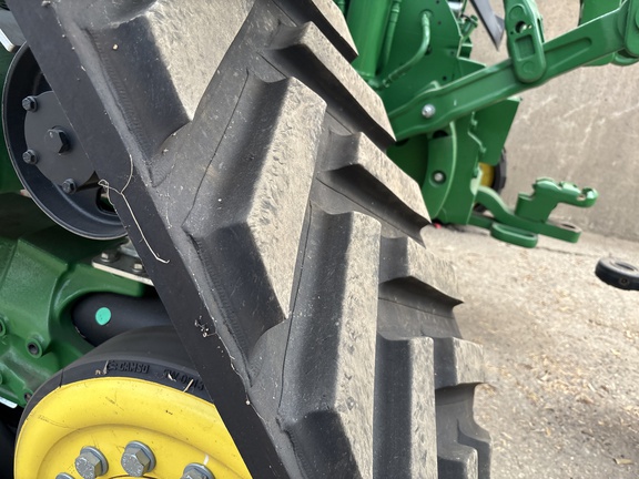 2023 John Deere 8RX 410 Tractor Rubber Track