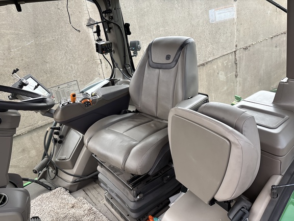 2023 John Deere 8RX 410 Tractor Rubber Track