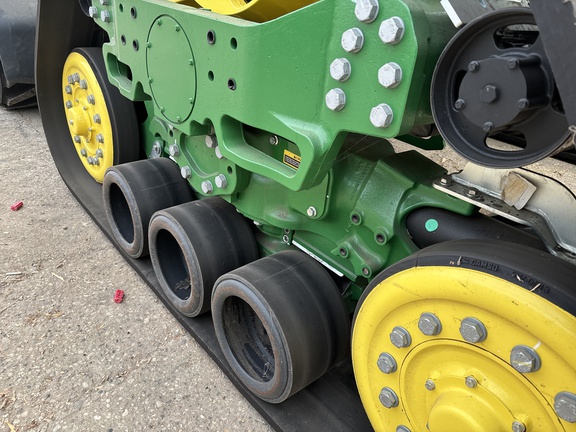 2023 John Deere 8RX 410 Tractor Rubber Track