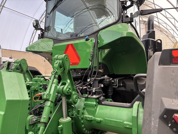 2023 John Deere 8RX 410 Tractor Rubber Track