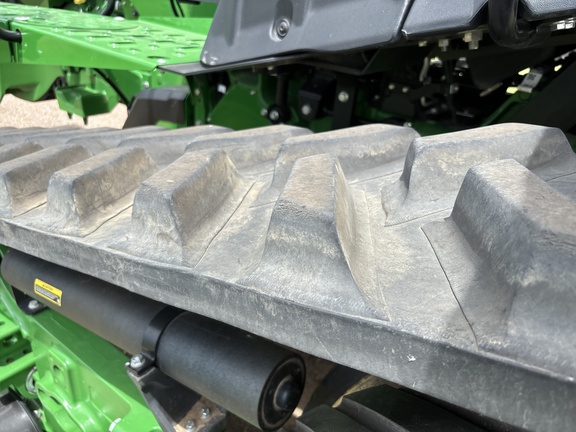 2025 John Deere 8RT 410 Tractor Rubber Track