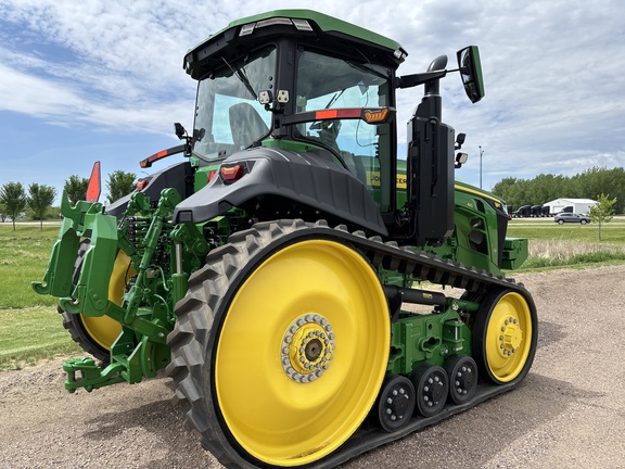 2025 John Deere 8RT 410 Tractor Rubber Track