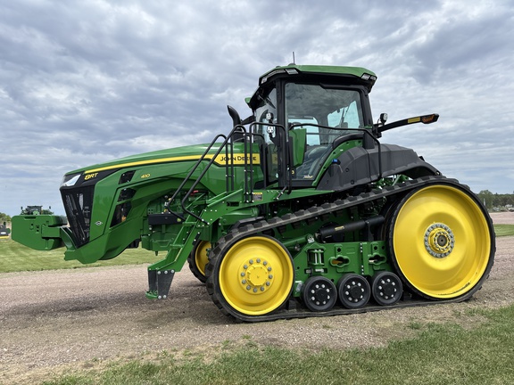 2025 John Deere 8RT 410 Tractor Rubber Track