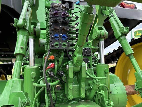 2025 John Deere 8RT 410 Tractor Rubber Track