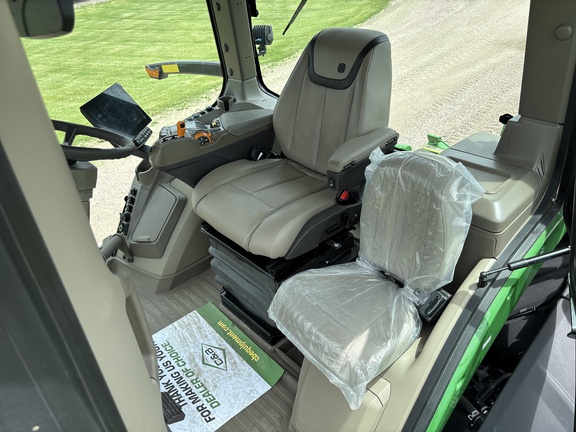 2025 John Deere 8RT 410 Tractor Rubber Track