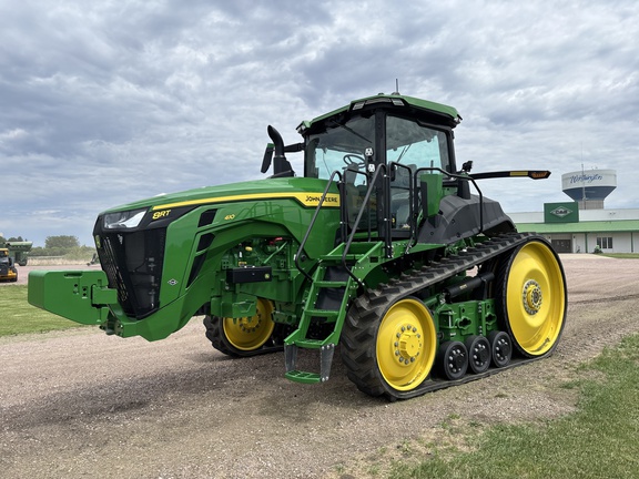 2025 John Deere 8RT 410 Tractor Rubber Track