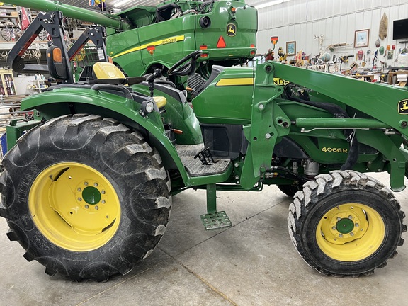 2016 John Deere 4066R Tractor Compact