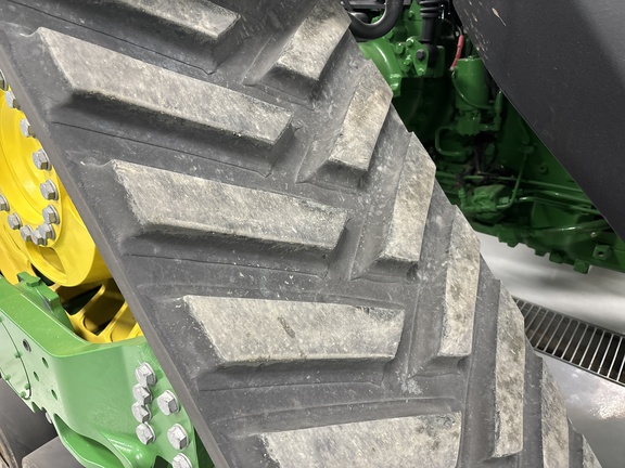 2023 John Deere 8RX 410 Tractor Rubber Track