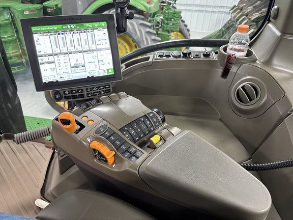 2023 John Deere 8RX 410 Tractor Rubber Track