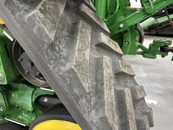 2023 John Deere 8RX 410 Tractor Rubber Track