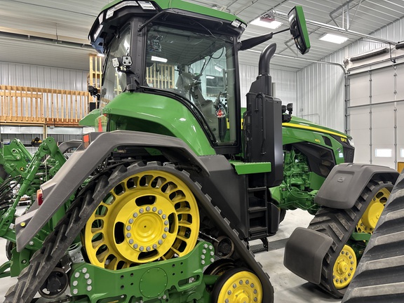 2023 John Deere 8RX 410 Tractor Rubber Track