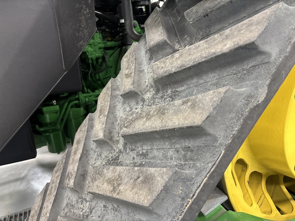 2023 John Deere 8RX 410 Tractor Rubber Track