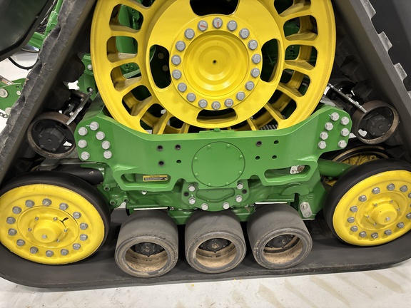 2023 John Deere 8RX 410 Tractor Rubber Track