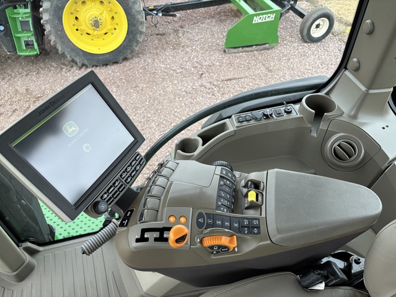 2023 John Deere 8RX 410 Tractor Rubber Track