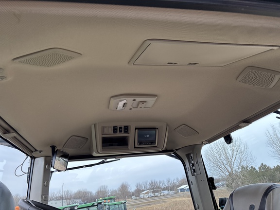 2023 John Deere 8RX 410 Tractor Rubber Track