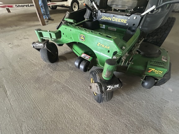 2024 John Deere Z930M Mower/Zero Turn