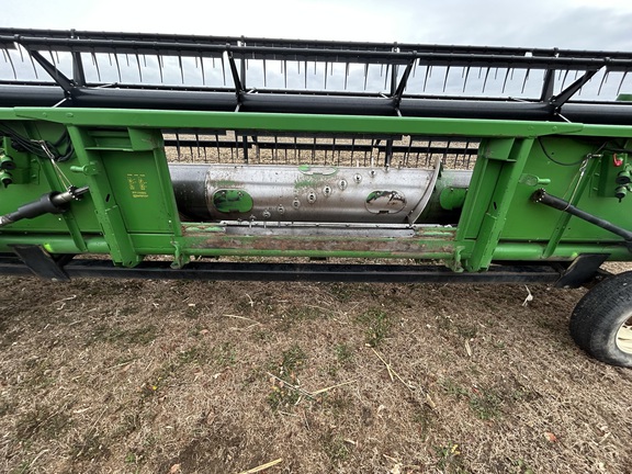 2002 John Deere 925 Header Combine