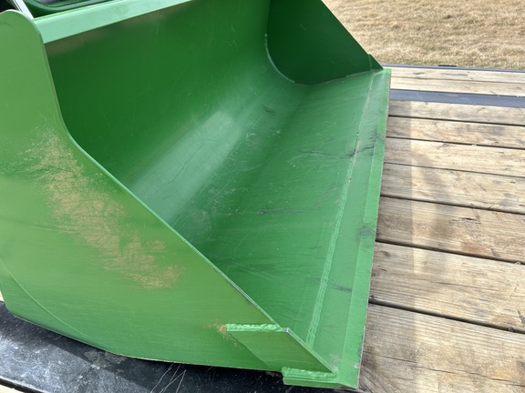 2024 John Deere 2032R Tractor Compact