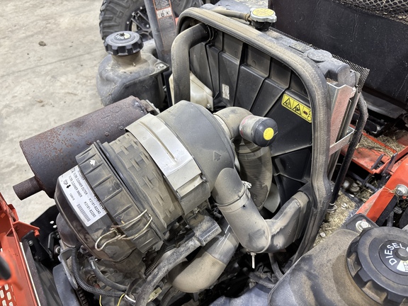 2015 Kubota ZD326 Mower/Zero Turn