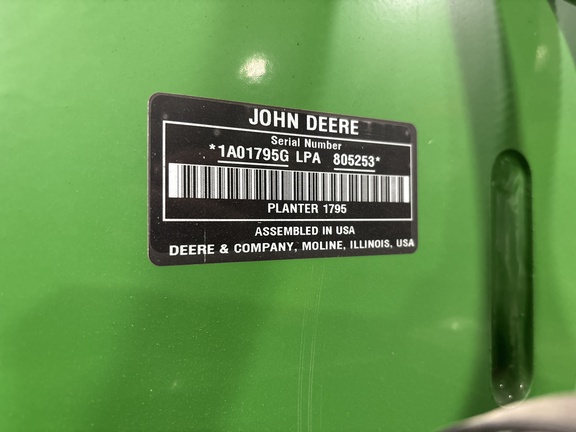 2024 John Deere 1795 Planter