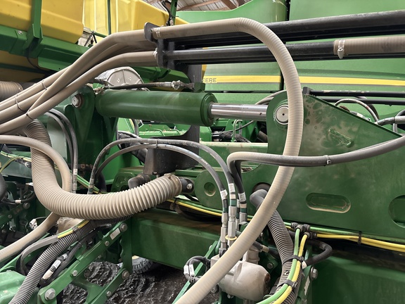 2023 John Deere DB60 Planter