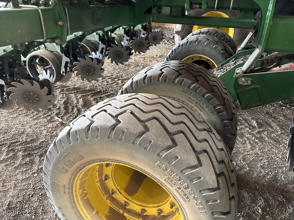 2023 John Deere DB60 Planter