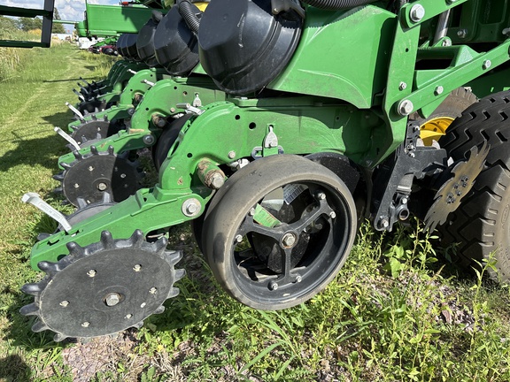 2023 John Deere DB60 Planter