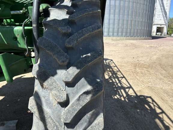 2014 John Deere 4940 Sprayer/High Clearance