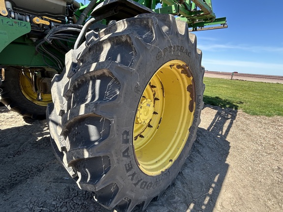 2015 John Deere R4045 Sprayer/High Clearance