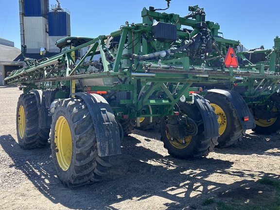 2015 John Deere R4045 Sprayer/High Clearance