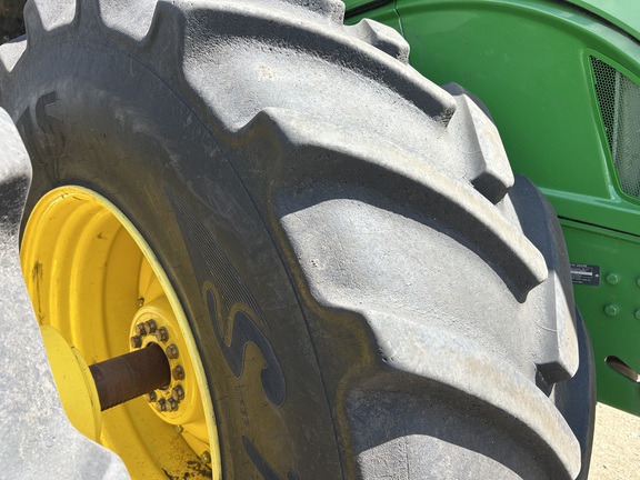 2019 John Deere 9570R Tractor 4WD