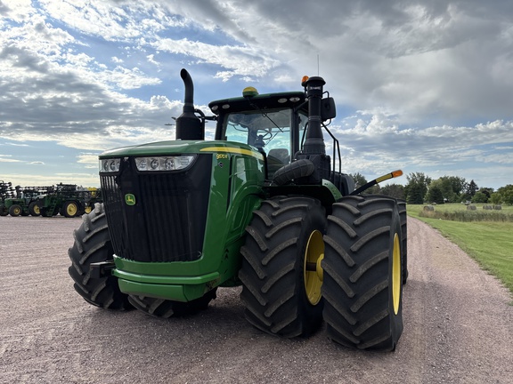 2019 John Deere 9570R Tractor 4WD