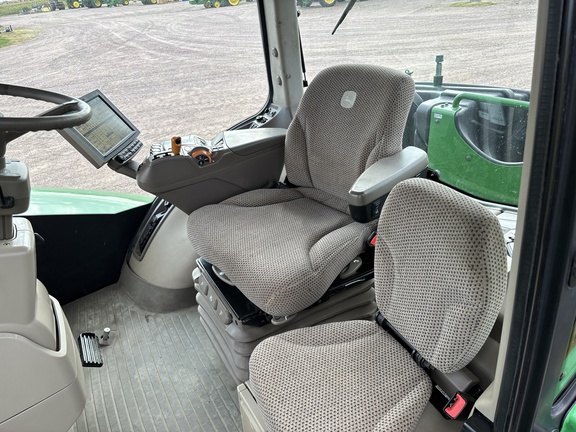 2019 John Deere 9570R Tractor 4WD