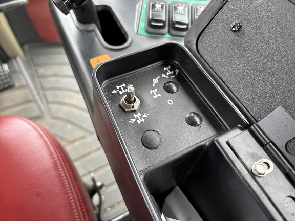 2018 Case IH Patriot 4440 Sprayer/High Clearance