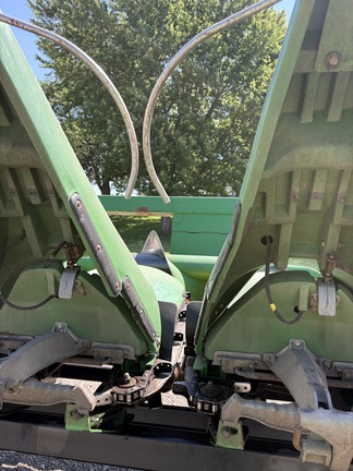 2008 John Deere 608C Header Corn Head