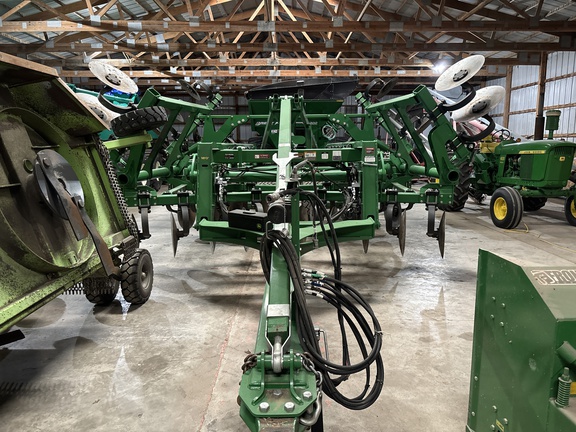 2022 John Deere 2730 Disk Ripper