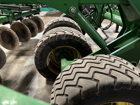 2022 John Deere 2730 Disk Ripper
